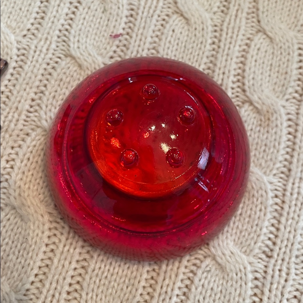 Red Glass Votive/tea light Candle Holder and Pressed glass poinsettia/leaf - Picture 8 of 11